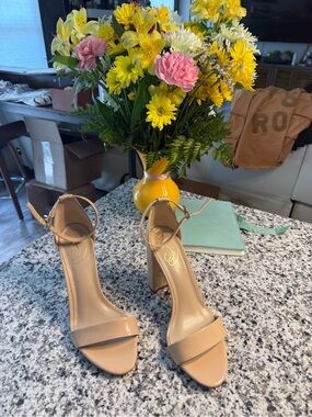 New Sam Edelman Nude Patent Ankle-Strap Block Heels